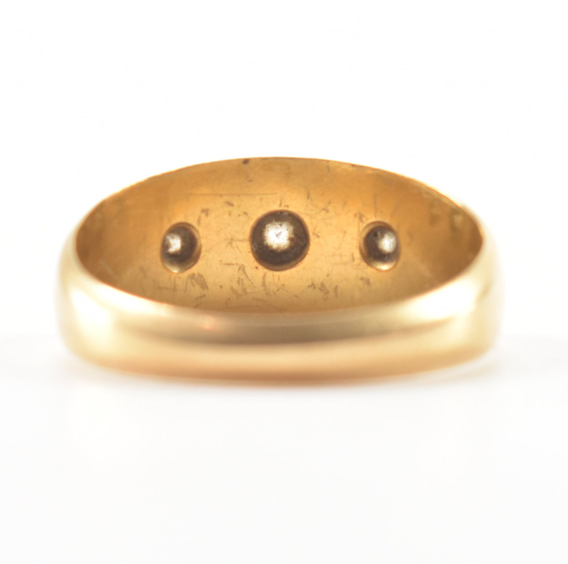 HALLMARKED 18CT GOLD & DIAMOND GYPSY RING - Image 4 of 9