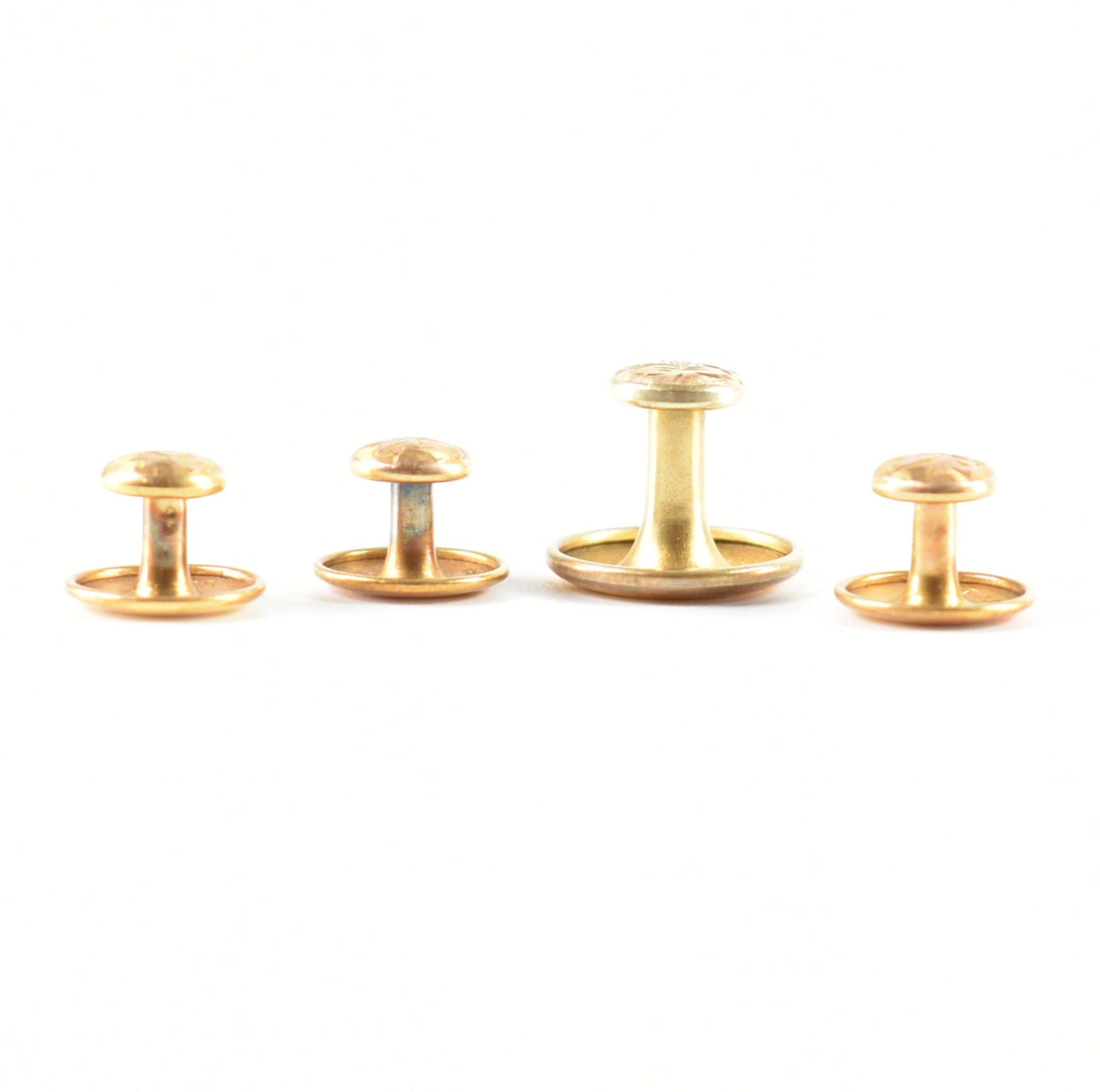 FOUR HALLMARKED 9CT GOLD DRESS BUTTONS - Image 3 of 7