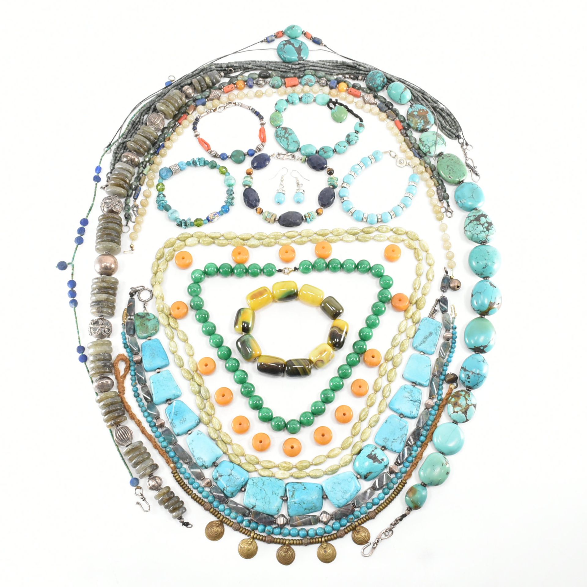 COLLECTION OF ASSORTED STONE & BEAD JEWELLERY