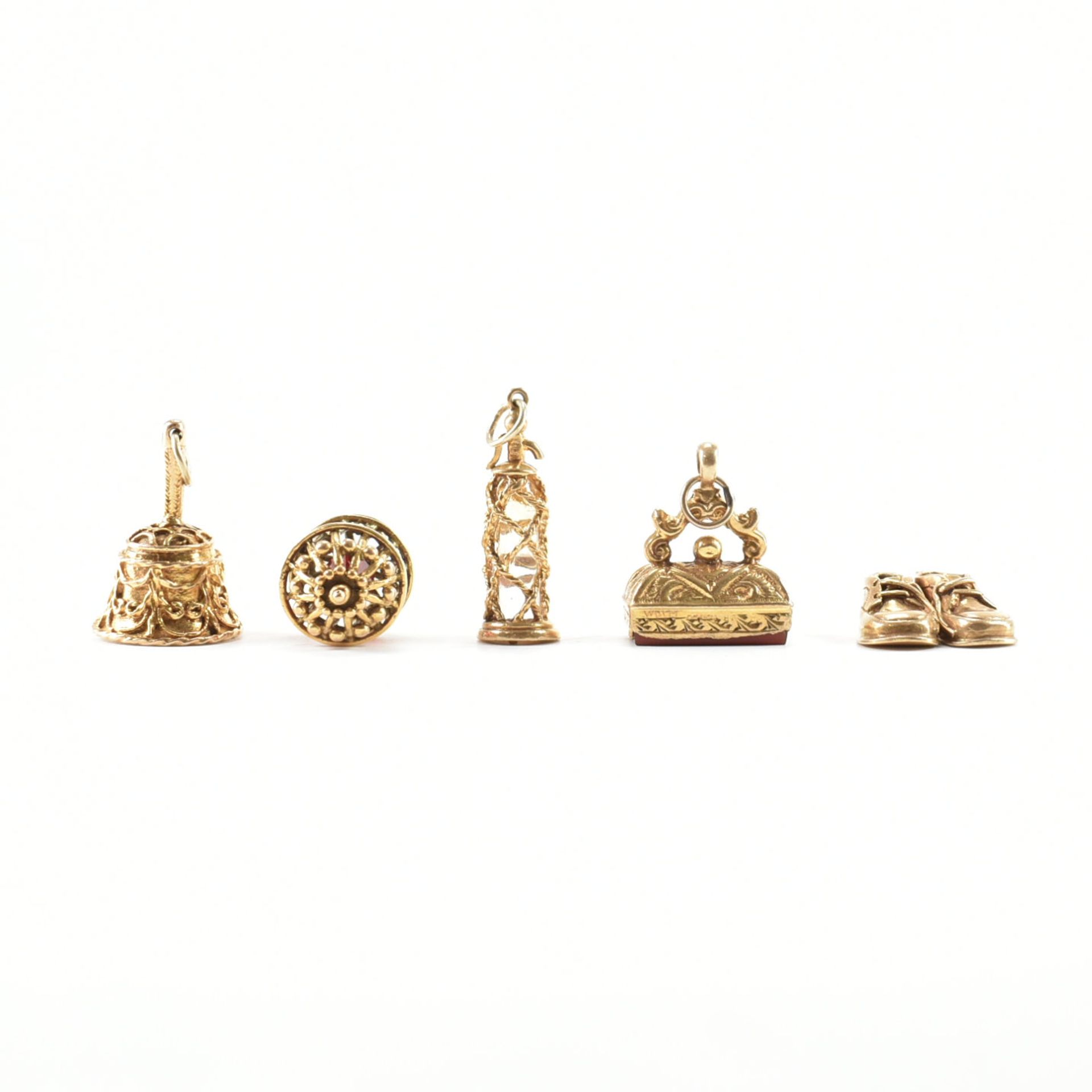 COLLECTION OF HALLMARKED 9CT GOLD CHARMS