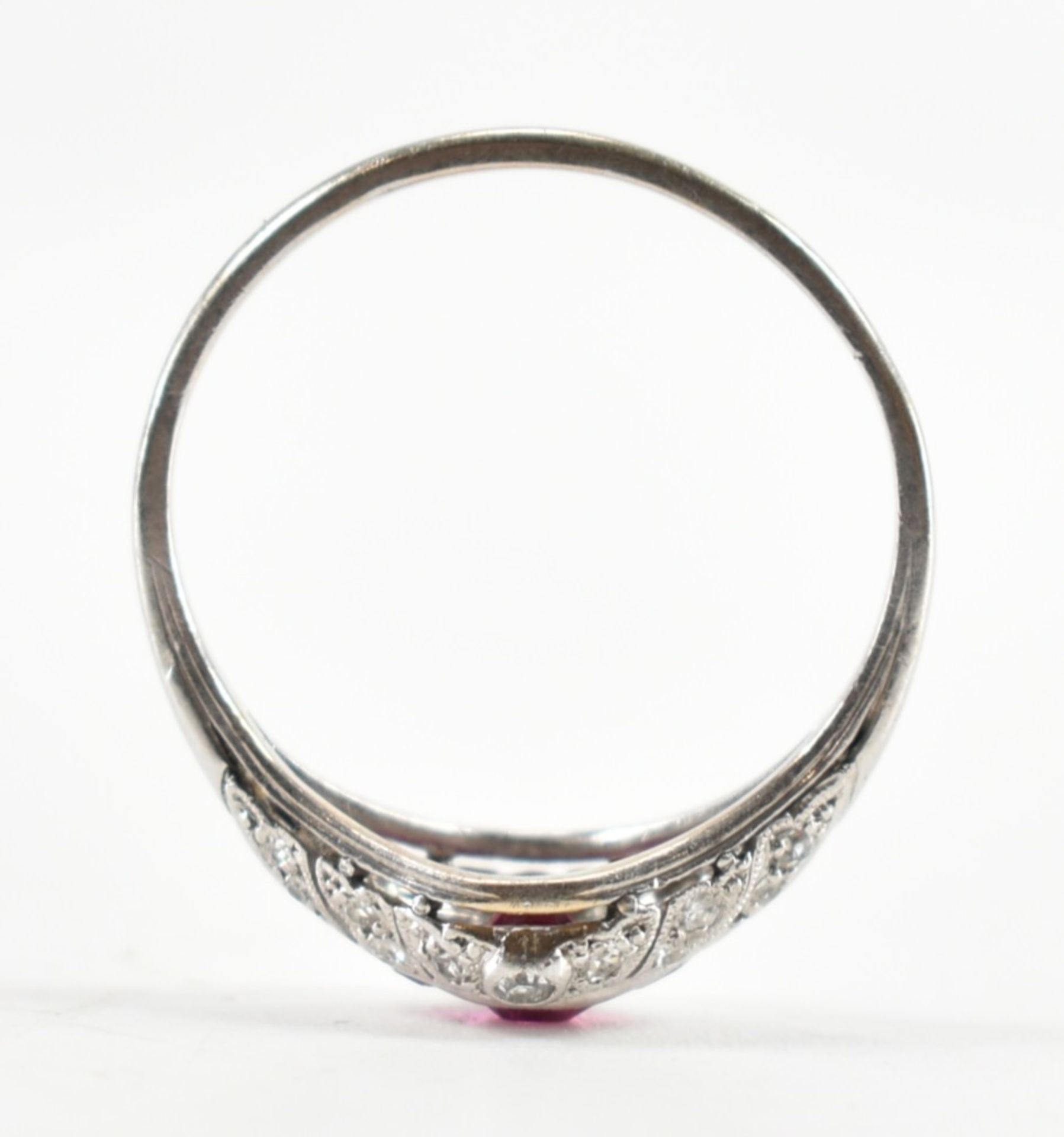 PLATINUM RUBY & DIAMOND RING - Bild 6 aus 7