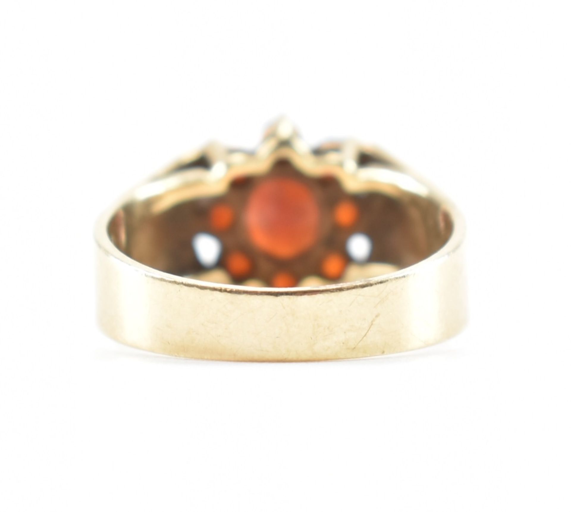 HALLMARKED 9CT GOLD & GARNET CLUSTER RING - Image 3 of 9