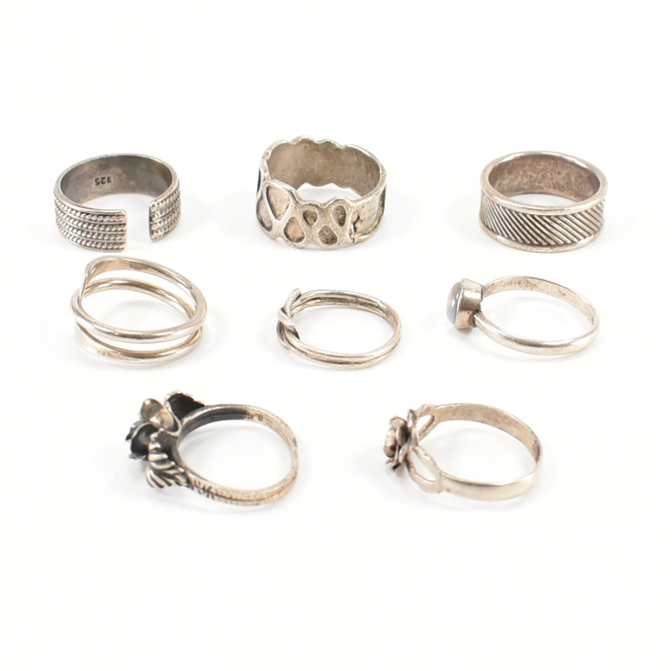 COLLECTION OF ASSORTED SILVER RINGS - Image 3 of 8