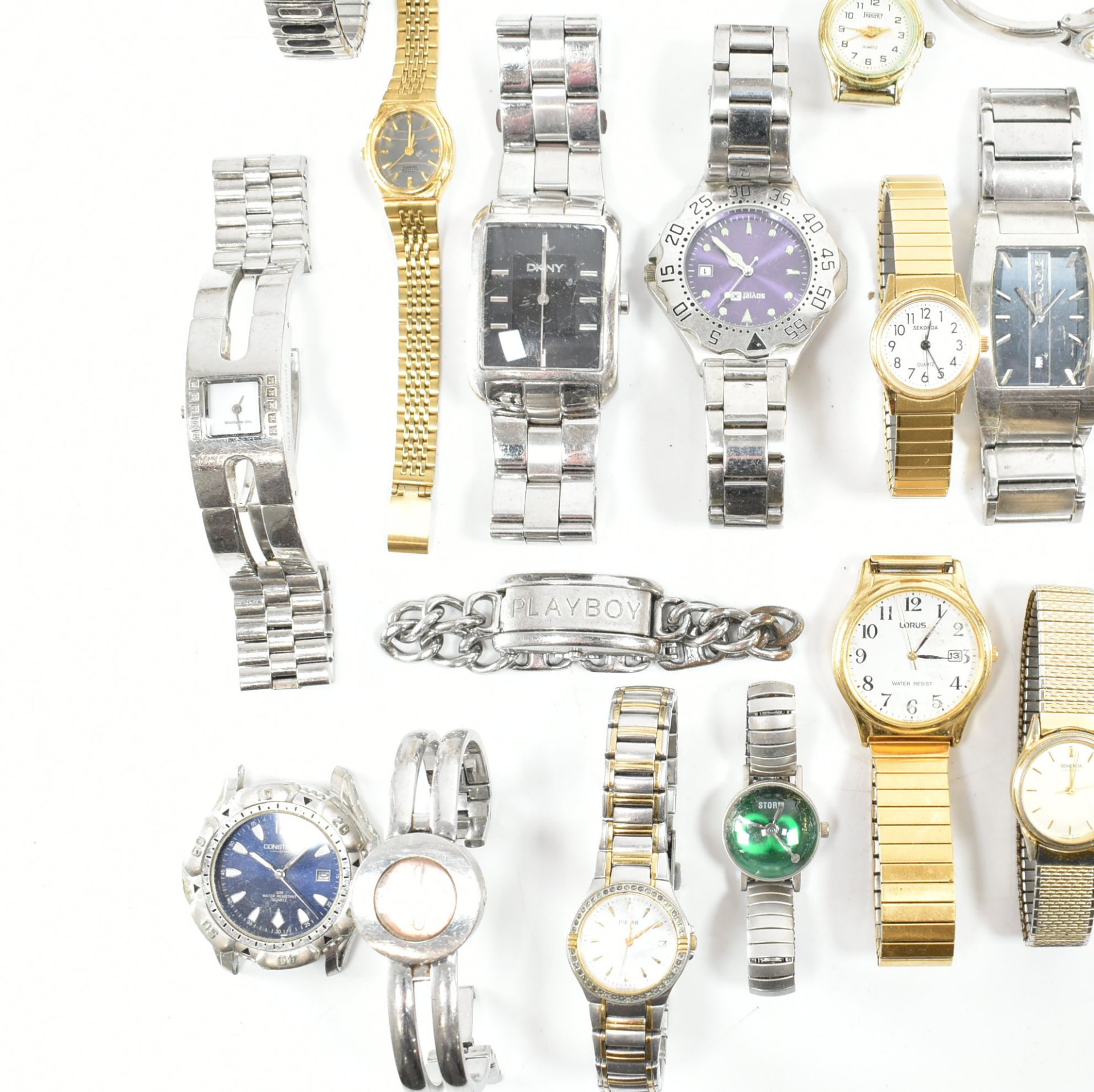 COLLECTION OF ASSORTED GOLD & SILVER TONE WRISTWATCHES - Image 3 of 17