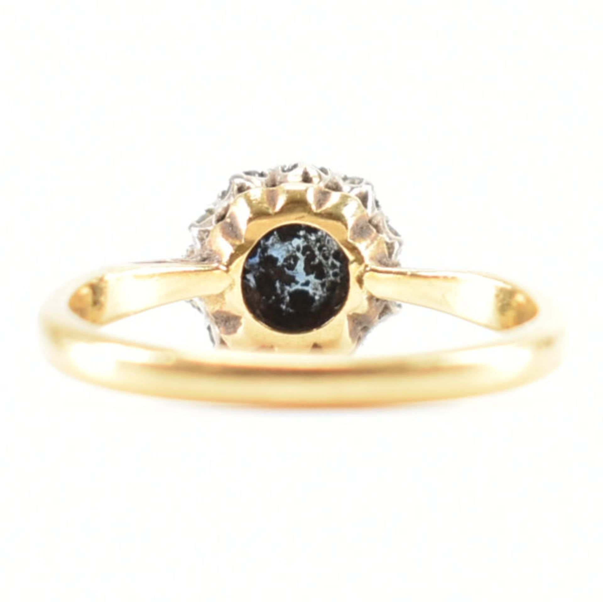 HALLMARKED 18CT GOLD SAPPHIRE & DIAMOND RING - Image 4 of 9