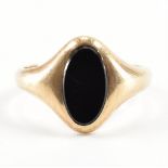 HALLMARKED 9CT GOLD & ONYX SIGNET RING