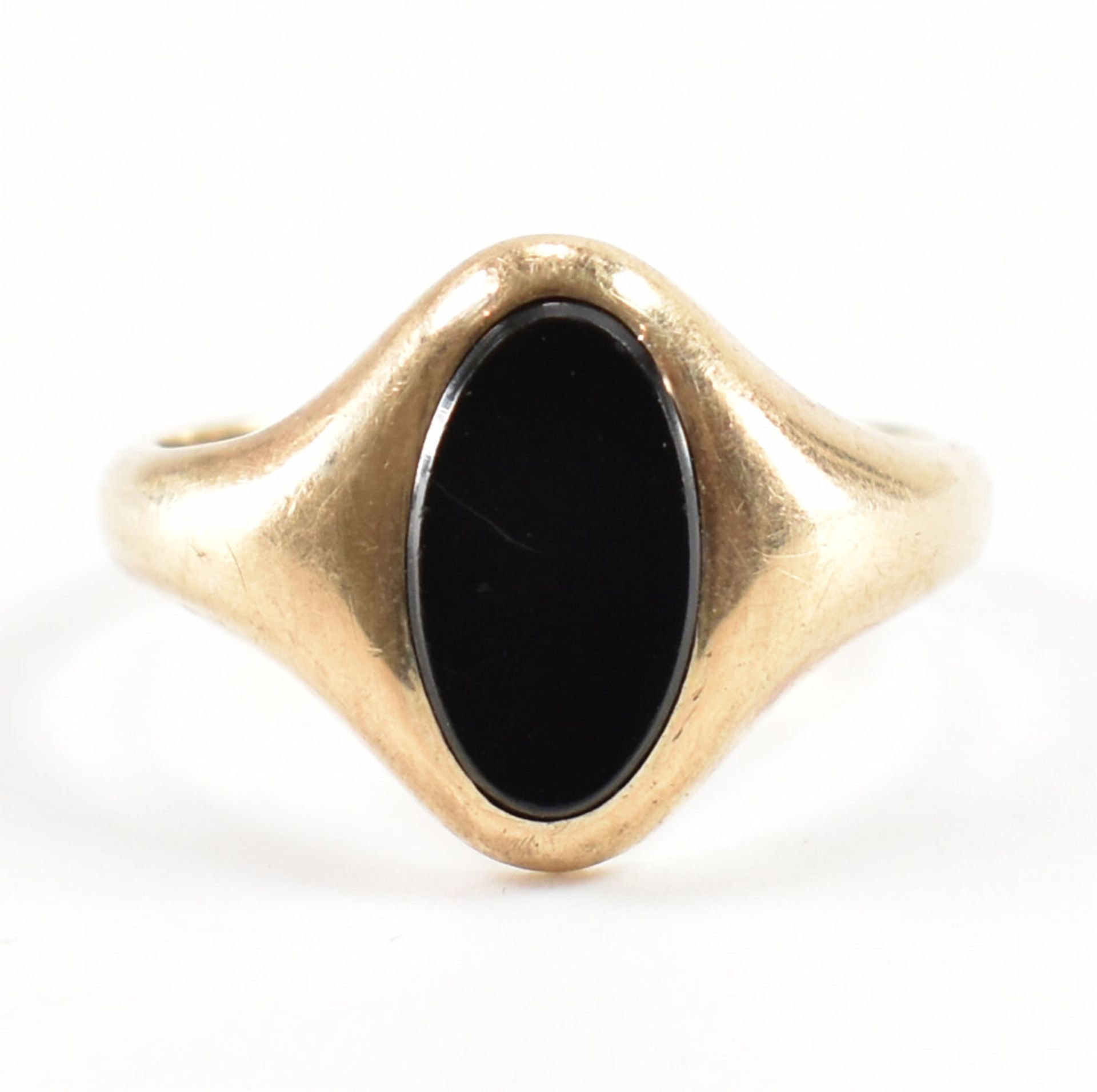 HALLMARKED 9CT GOLD & ONYX SIGNET RING