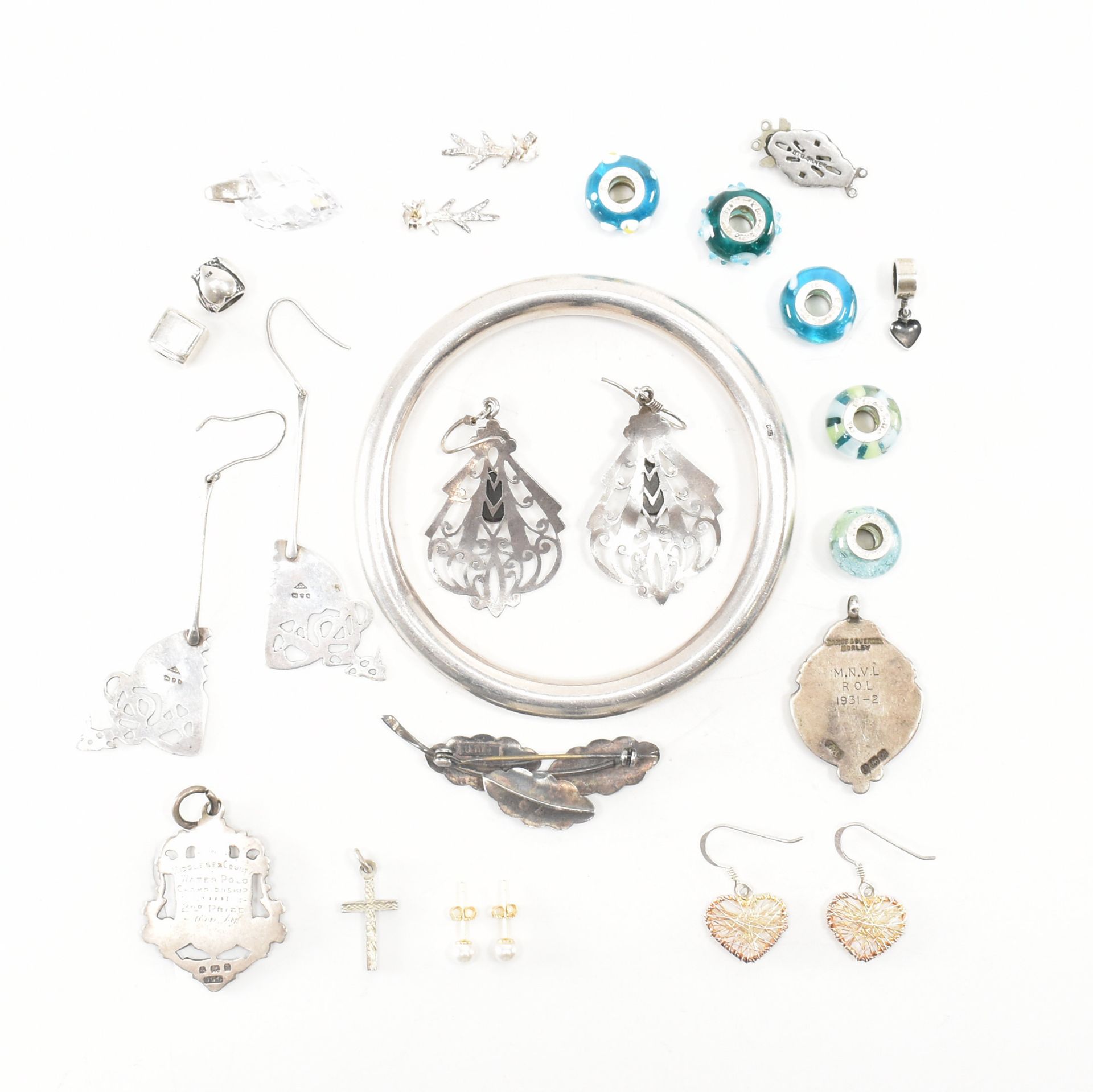 COLLECTION OF ASSORTED SILVER JEWELLERY - Bild 2 aus 9