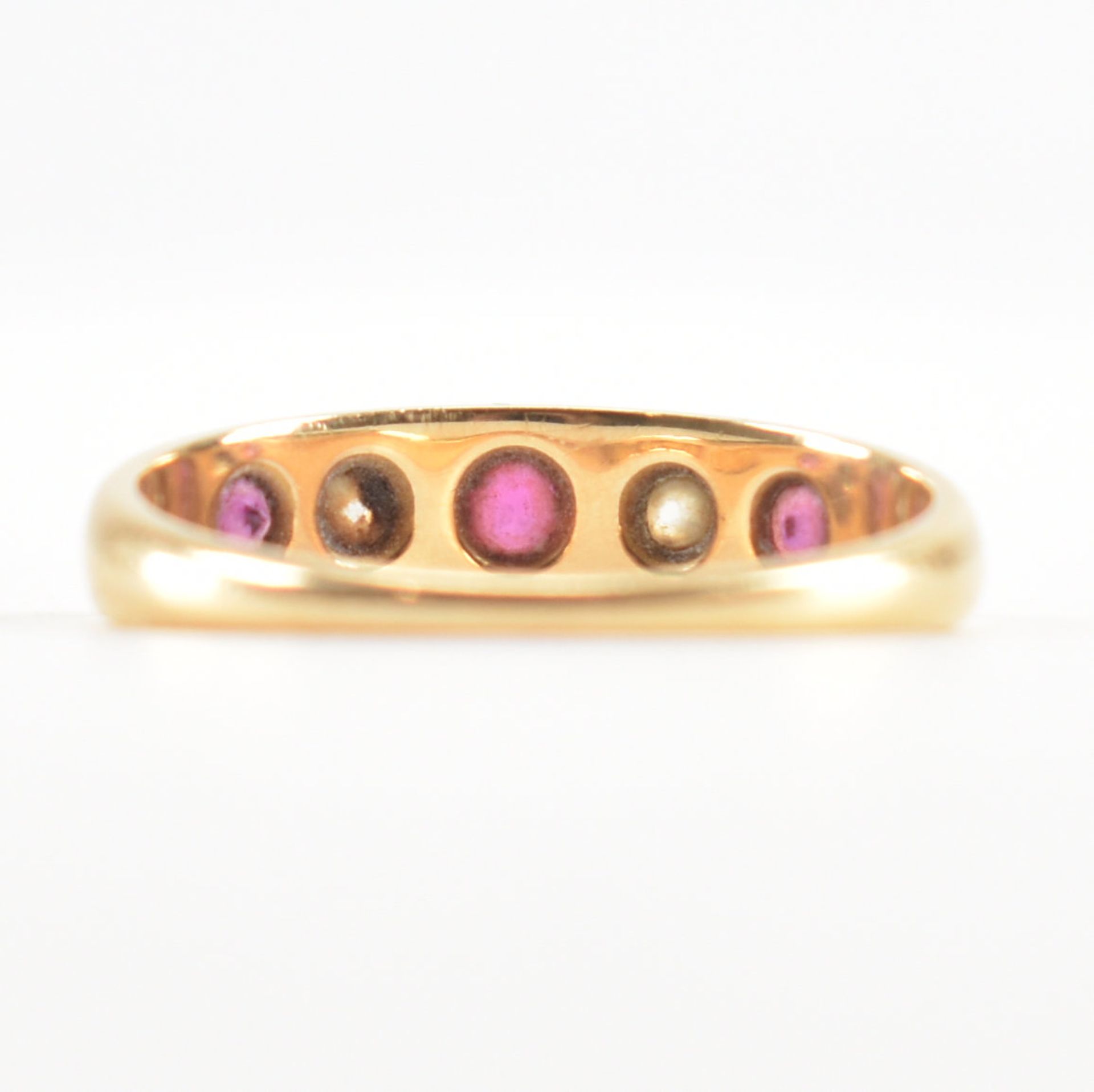 EDWARDIAN HALLMARKED 18CT GOLD RUBY & DIAMOND RING - Image 4 of 9