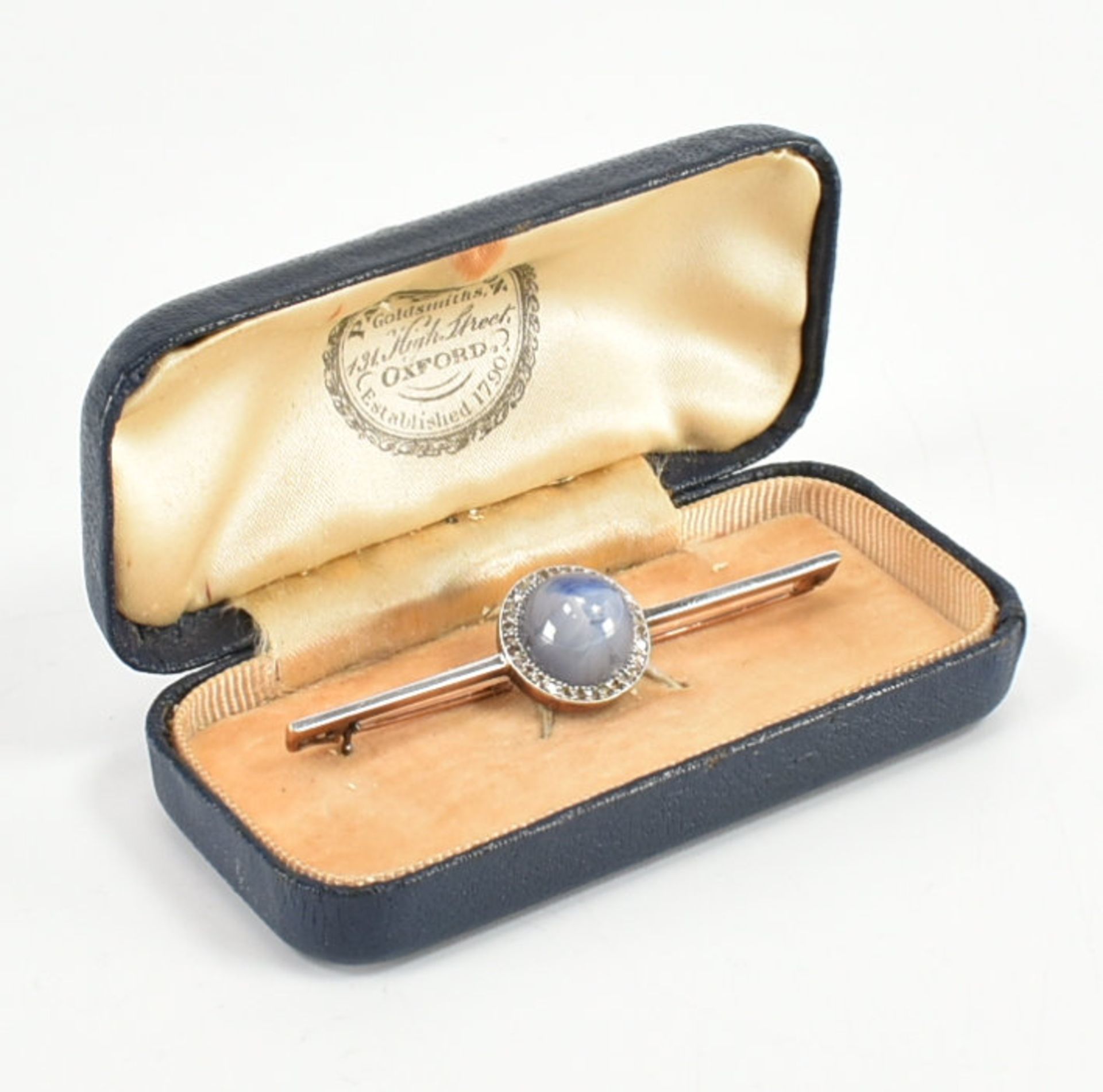 1920 SAPPHIRE & DIAMOND BAR BROOCH PIN - Image 11 of 11