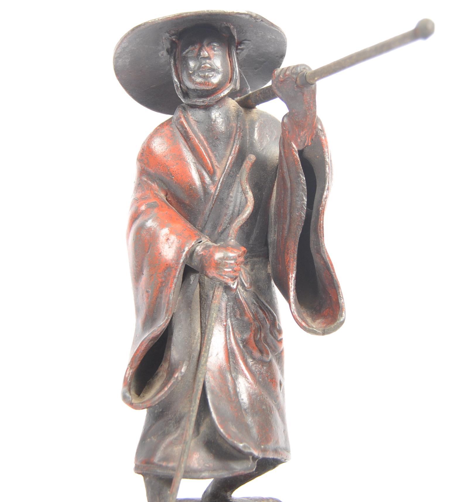 EARLY 20TH CENTURY CHINESE BRONZE FIGURINE - Image 6 of 6