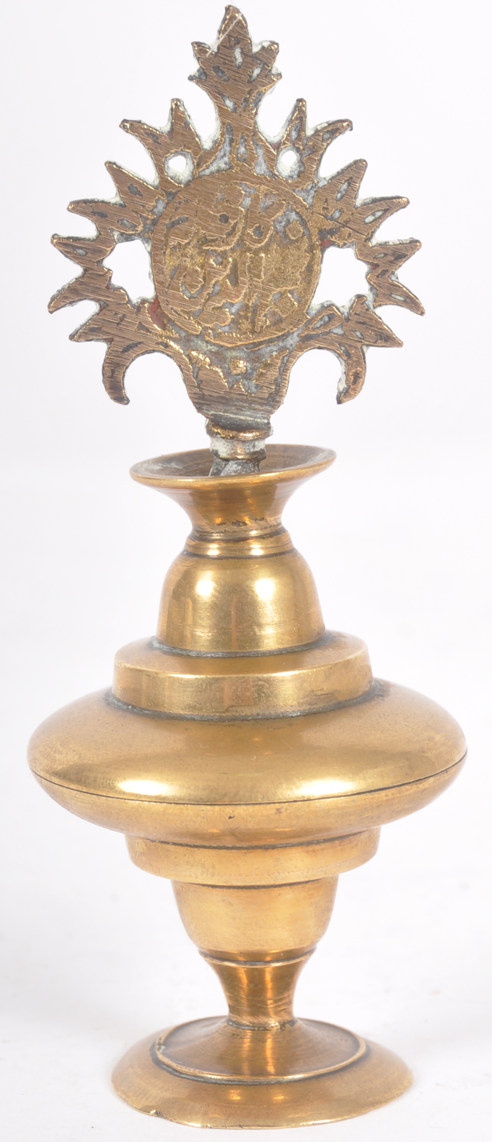 EARLY 20TH CENTURY PERSIAN BRASS KOHL POT - Image 4 of 8