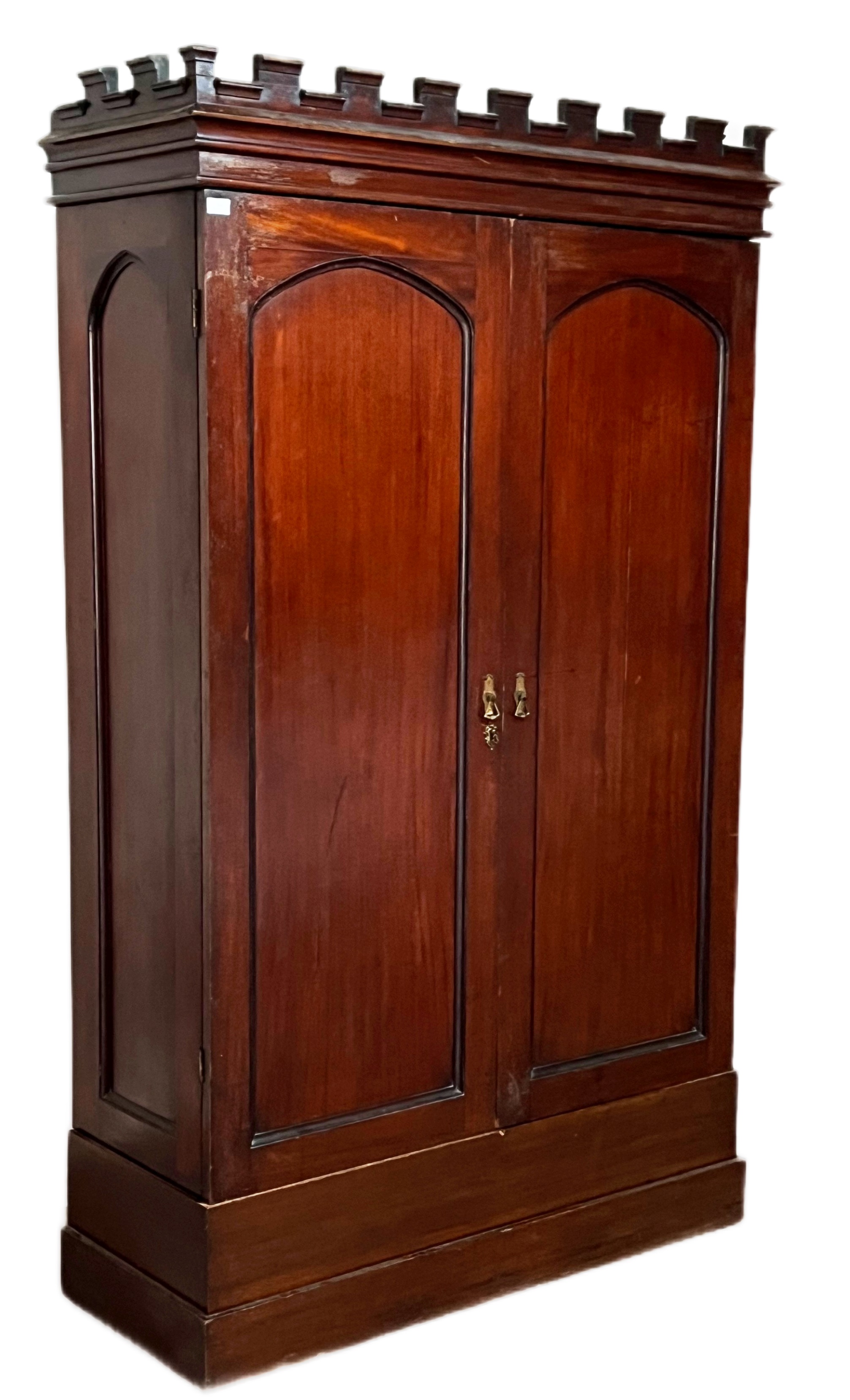 LARGE VICTORIAN MAHOGANY DOUBLE DOOR WARDROBE