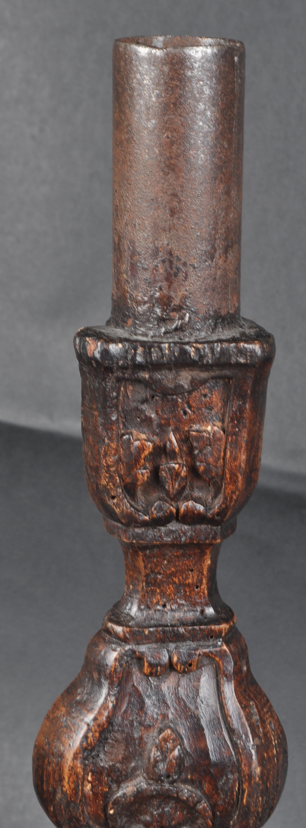 EARLY 18TH CENTURY OAK CARVED CHURCH ALTAR CANDLE HOLDER - Image 5 of 6