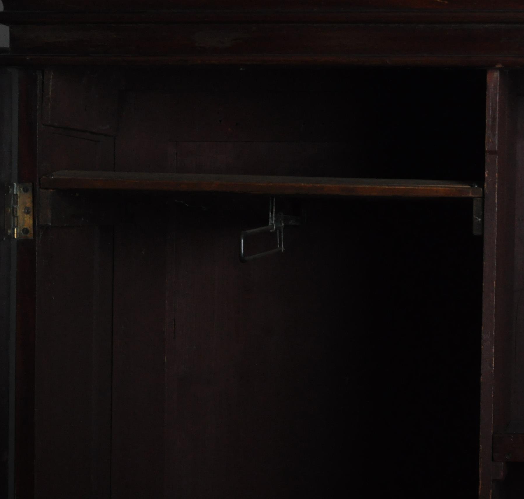 LARGE VICTORIAN MAHOGANY DOUBLE DOOR WARDROBE - Image 3 of 5