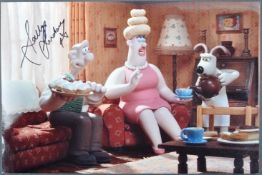 AARDMAN ANIMATIONS - WALLACE & GROMIT - SALLY LINDSAY SIGNED PHOTO