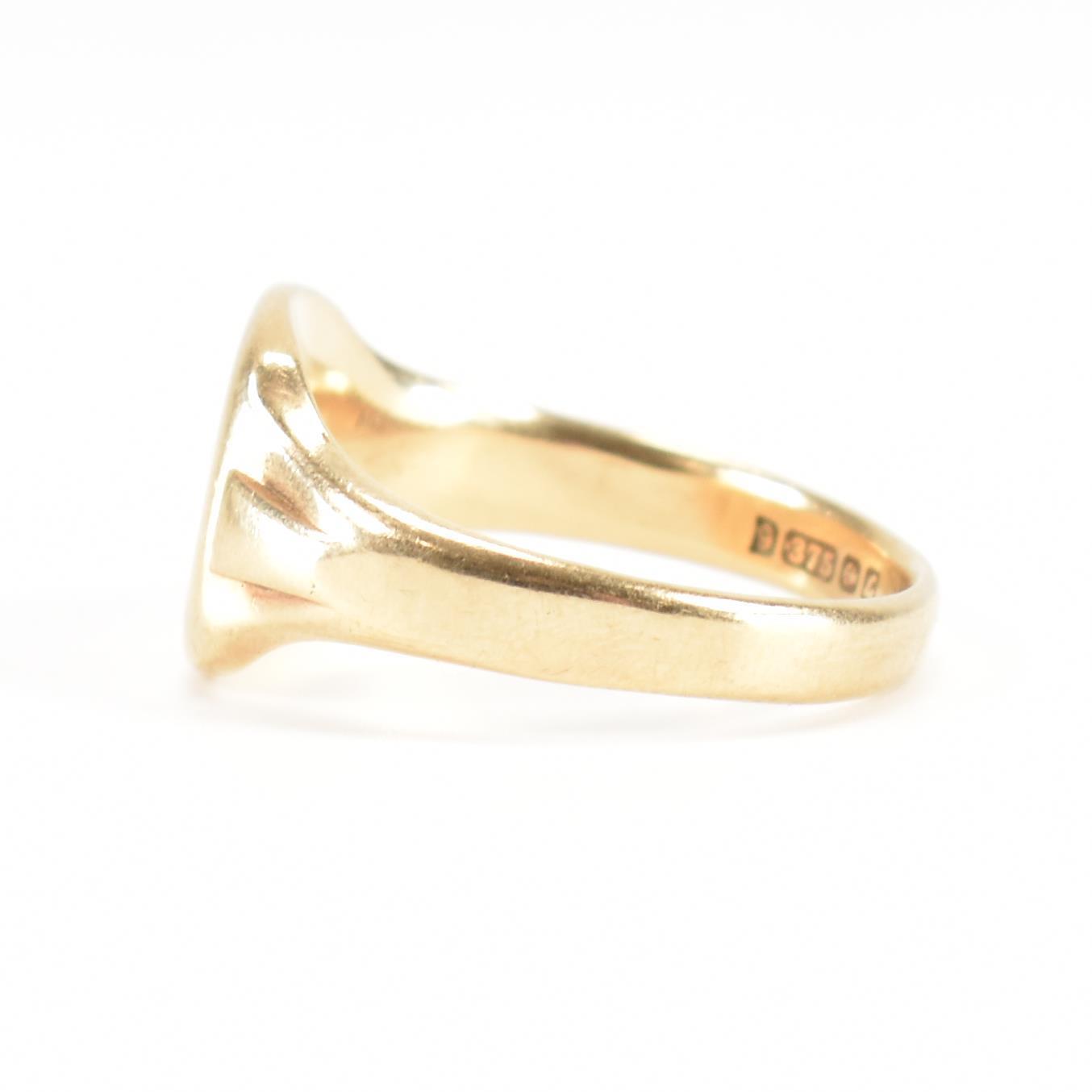 HALLMARKED 9CT GOLD & DIAMOND SIGNET RING - Image 2 of 9