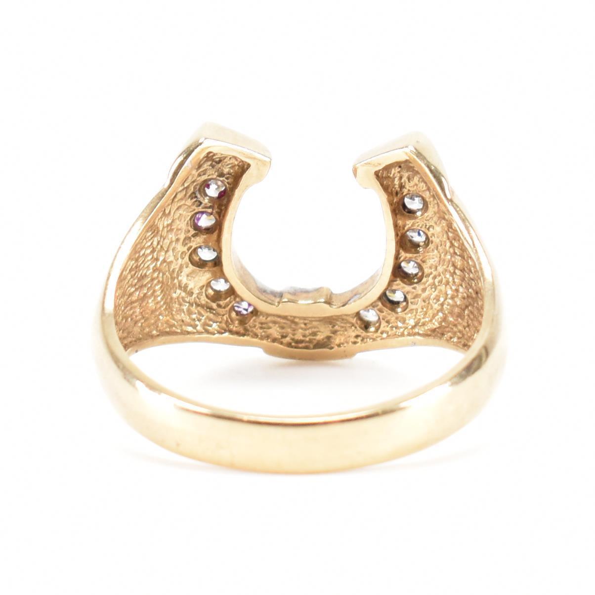 HALLMARKED 9CT GOLD & CZ HORSESHOE RING - Image 4 of 9