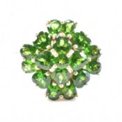 HALLMARKED 9CT GOLD & GREEN STONE CLUSTER RING