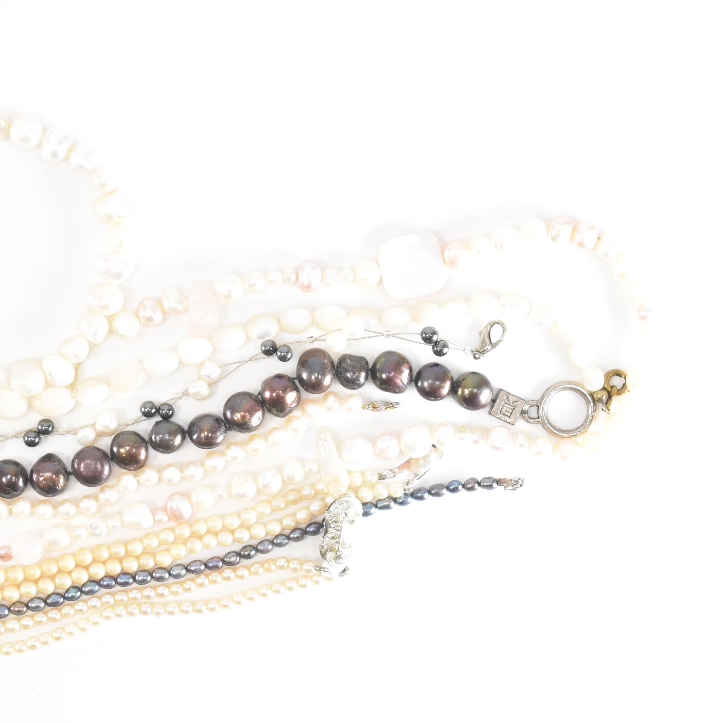 COLLECTION OF ASSORTED PEARL JEWELLERY - Image 2 of 9