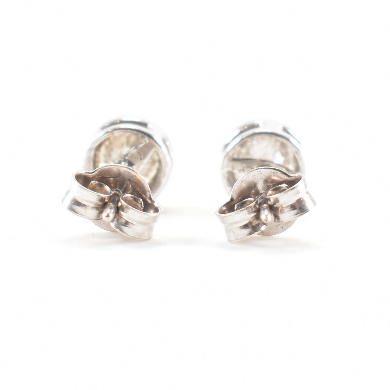 PAIR OF GOLD & DIAMOND STUD EARRINGS - Image 3 of 5