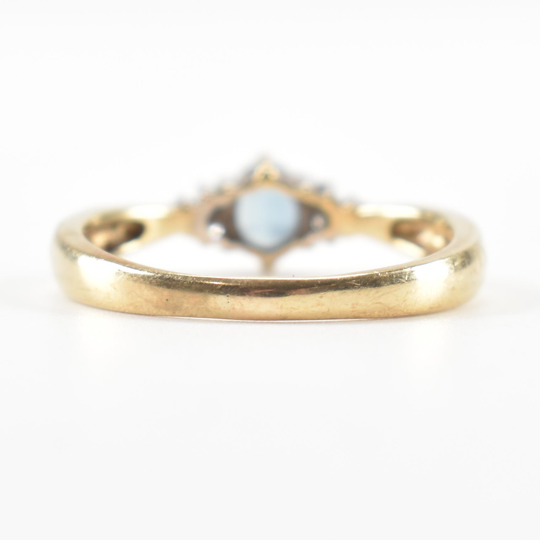 VINTAGE GOLD BLUE STONE & DIAMOND RING - Image 3 of 9