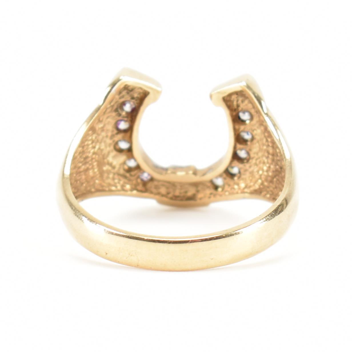 HALLMARKED 9CT GOLD & CZ HORSESHOE RING - Image 5 of 9