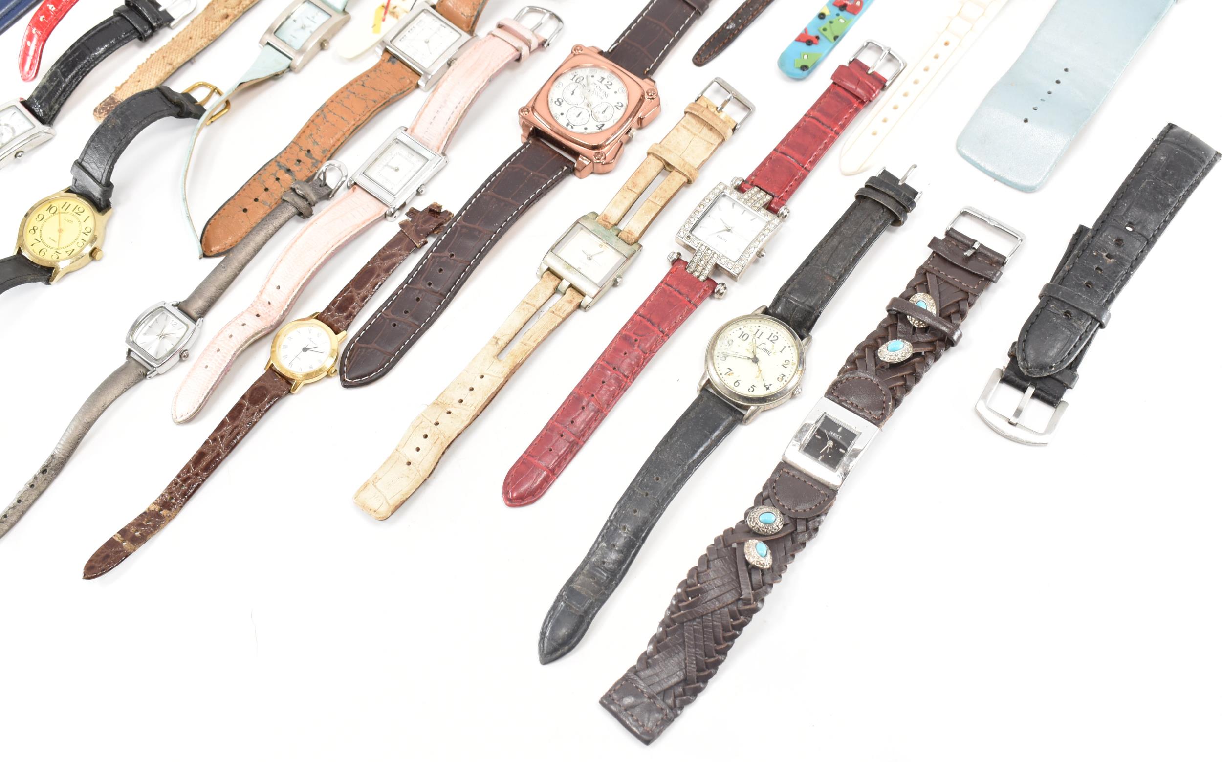COLLECTION OF ASSORTED COSTUME JEWELLERY WRISTWATCHES - Image 7 of 10