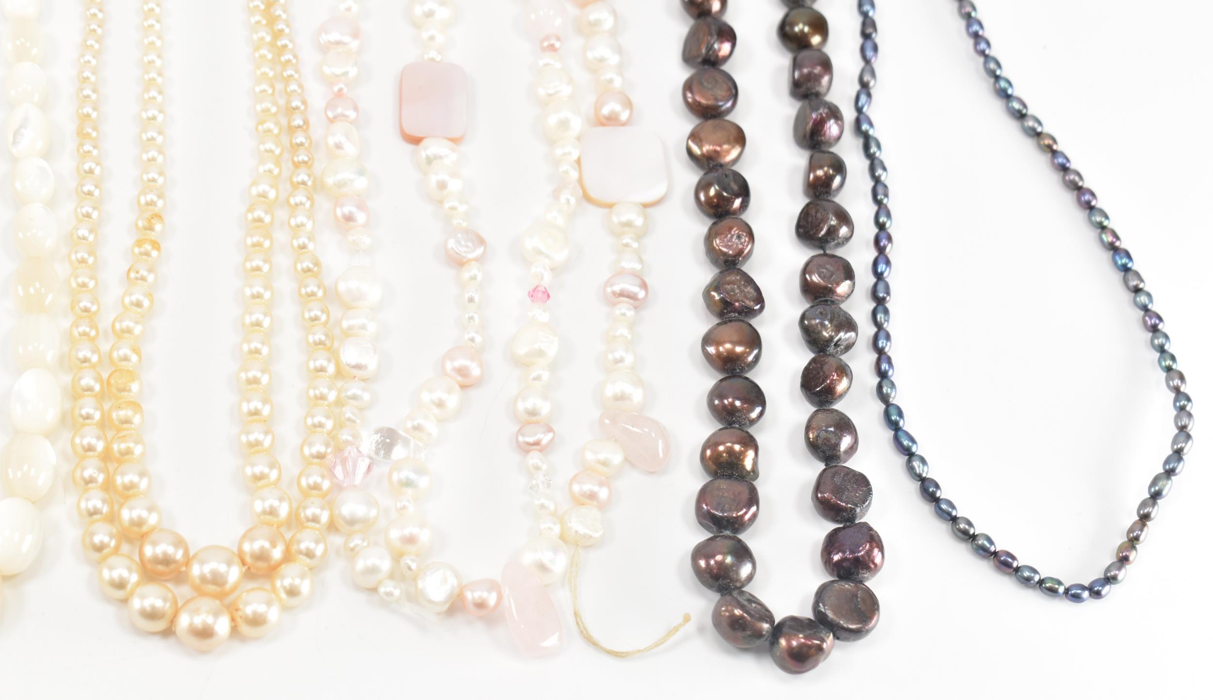 COLLECTION OF ASSORTED PEARL JEWELLERY - Image 8 of 9