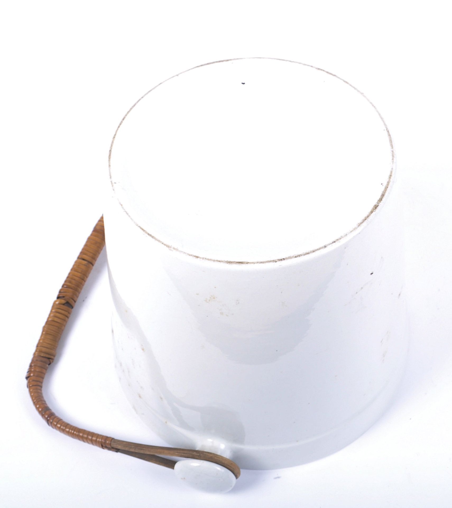 19TH CENTURY LARGE WHITE GROUND CREAMER PALE BUCKET - Image 4 of 4