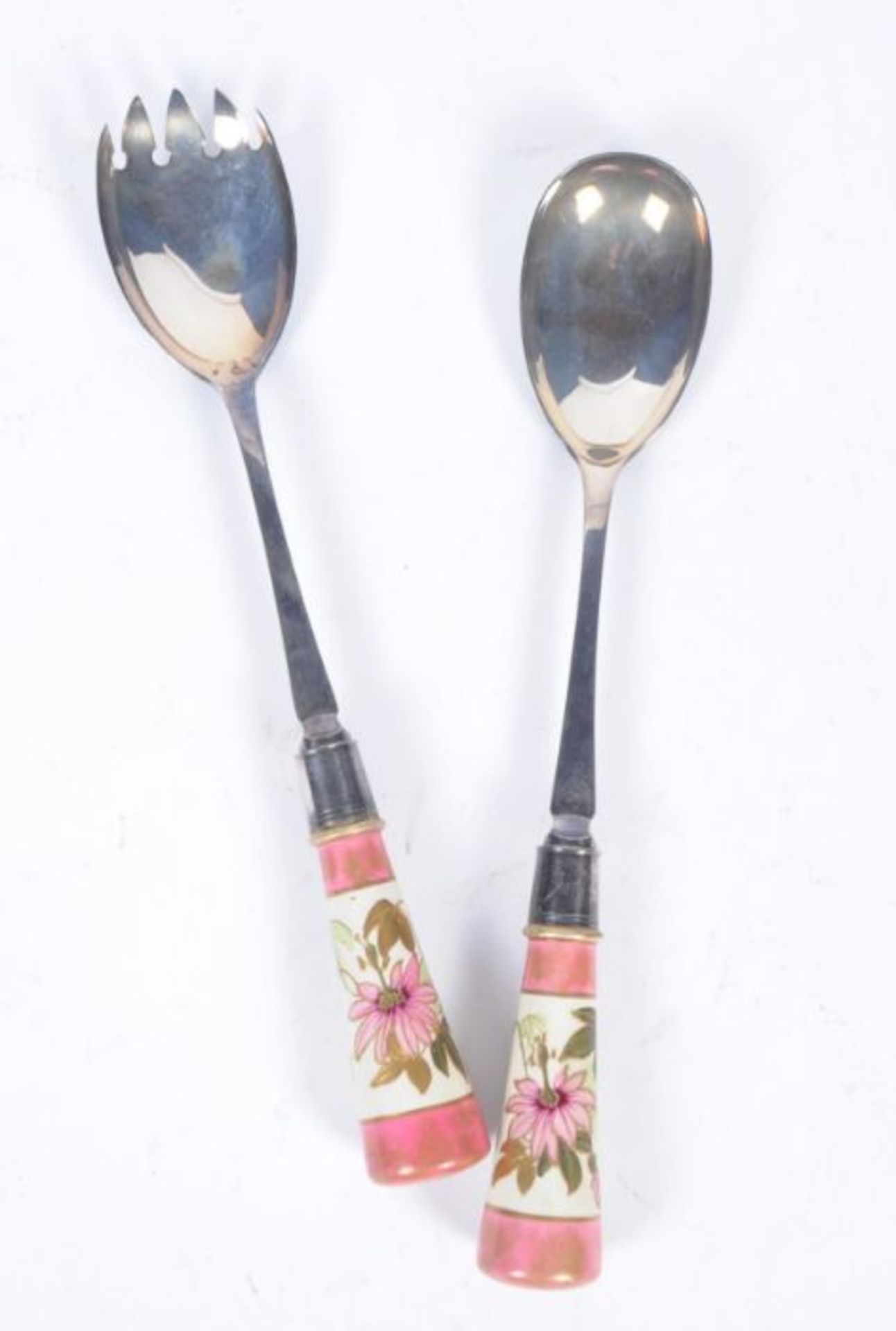 PAIR AMERICAN PLATED SERVING SPOONS - HANDPAINTED HANDLES - Image 5 of 5