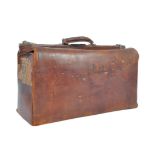 VINTAGE EARLY 20th CENTURY LEATHER CABIN BAG