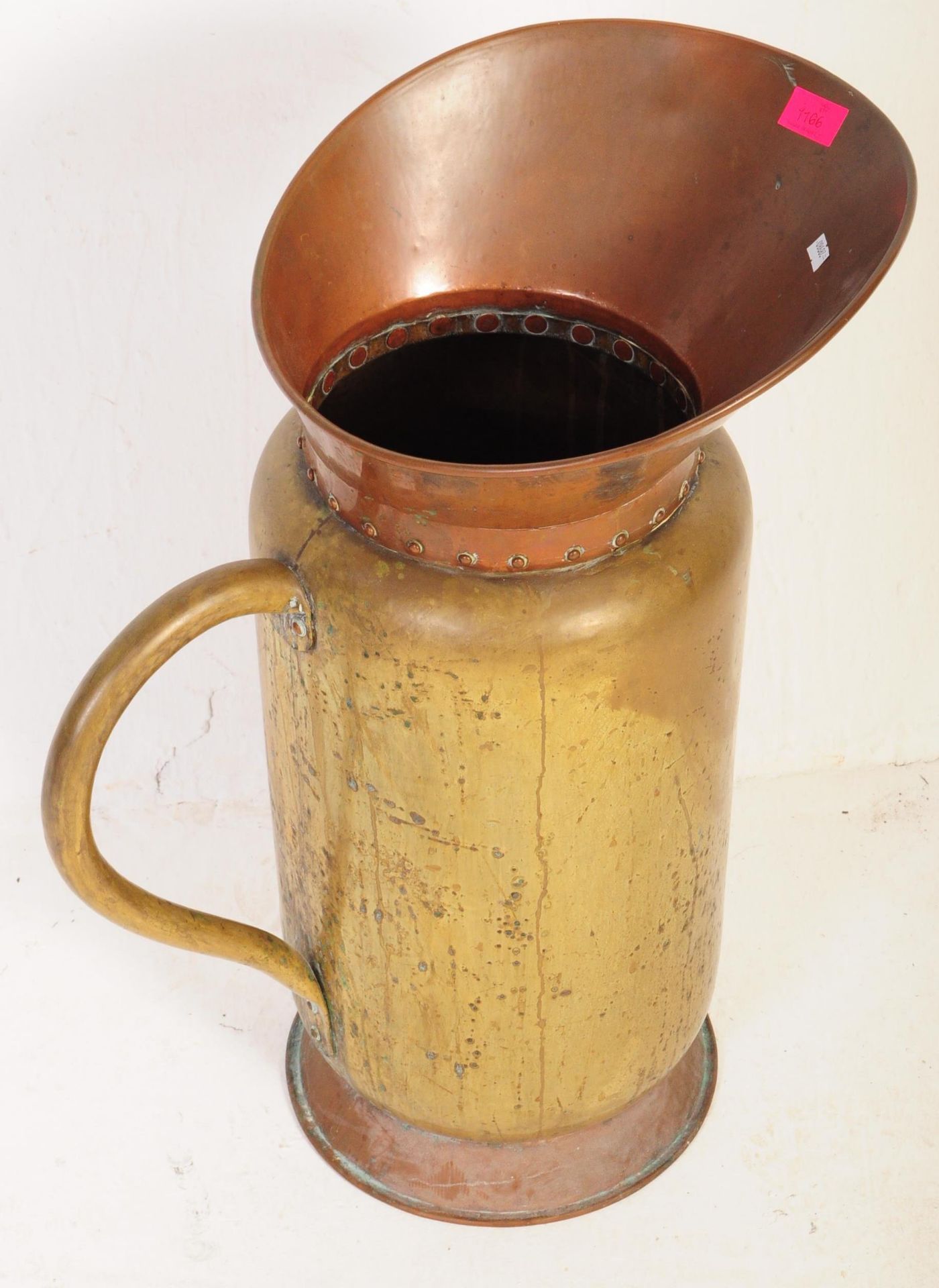 VICTORIAN BRASS & COPPER CHURN SIZE MILK JUG POURER - Image 2 of 4