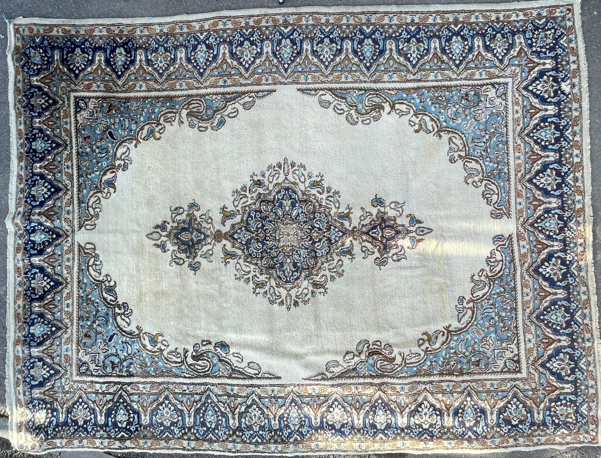 20TH CENTURY KIRMAN PERSIAN ISLAMIC FLOOR RUG