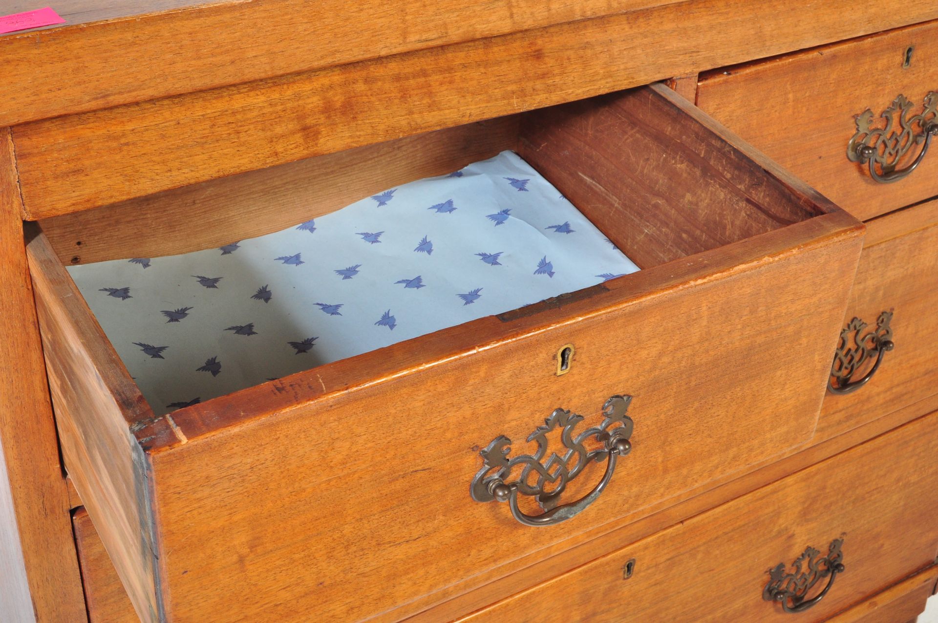 VICTORIAN MAHOGANY TWO OVER TWO CHEST OF DRAWERS - Image 3 of 6