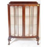 1940'S QUEEN ANNE REVIVAL MAHOGANY CHINA DISPLAY CABINET