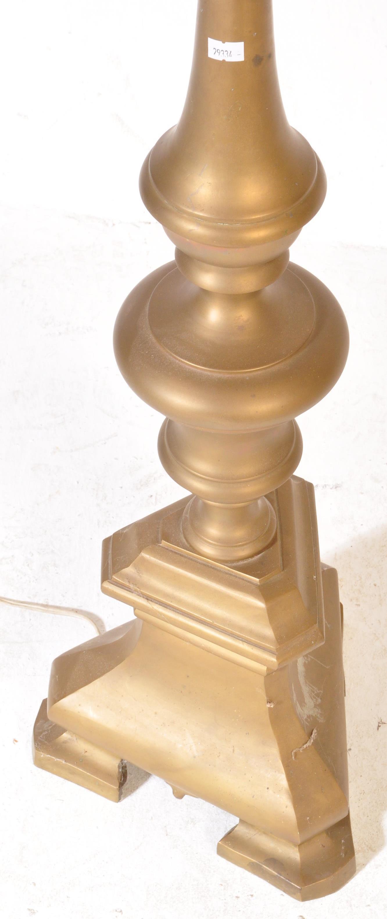 LARGE 19TH CENTURY FRENCH BRASS FLOOR STANDARD LAMP - Image 4 of 4