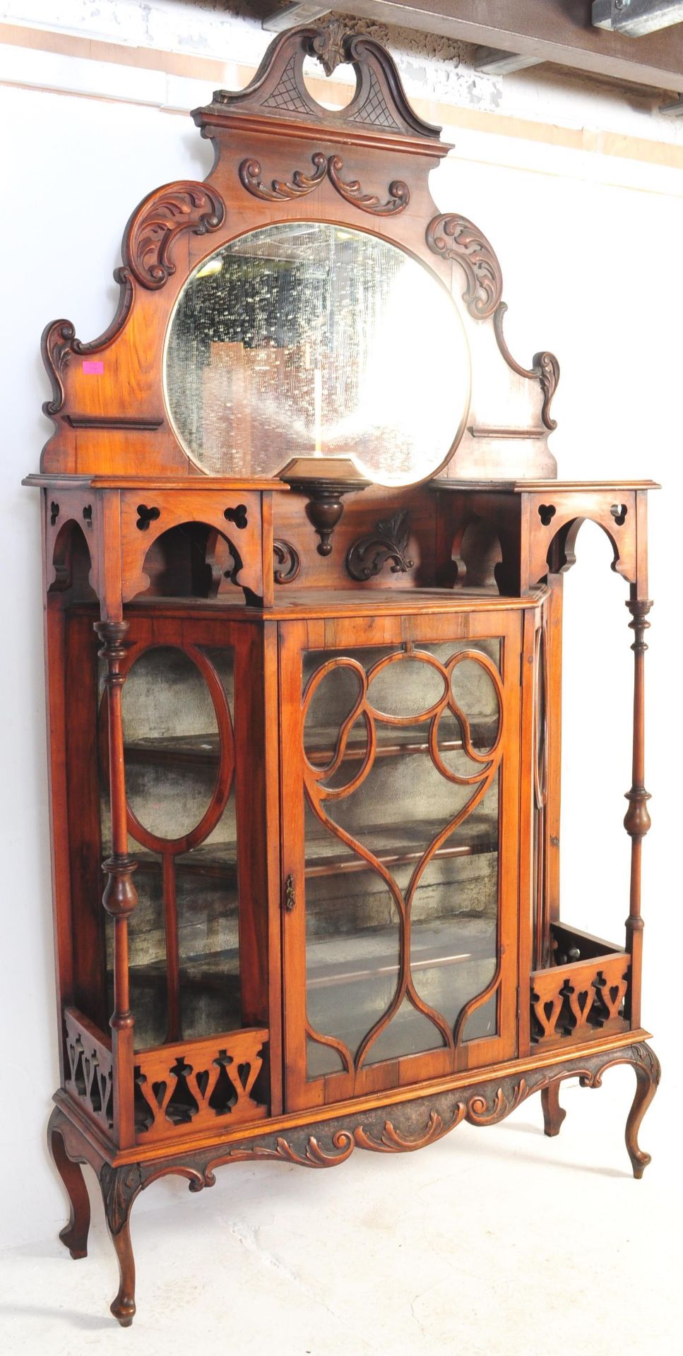 LATE 19TH CENTURY VICTORIAN WALNUT DISPLAY CABINET VITRINE - Image 2 of 7