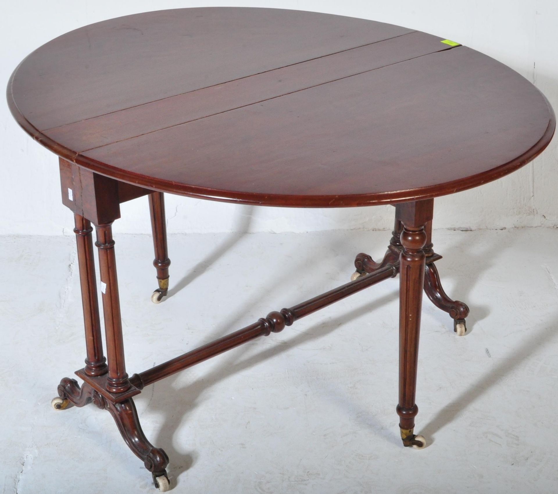 19TH CENTURY MAHOGANY SUTHERLAND TABLE - Image 2 of 4