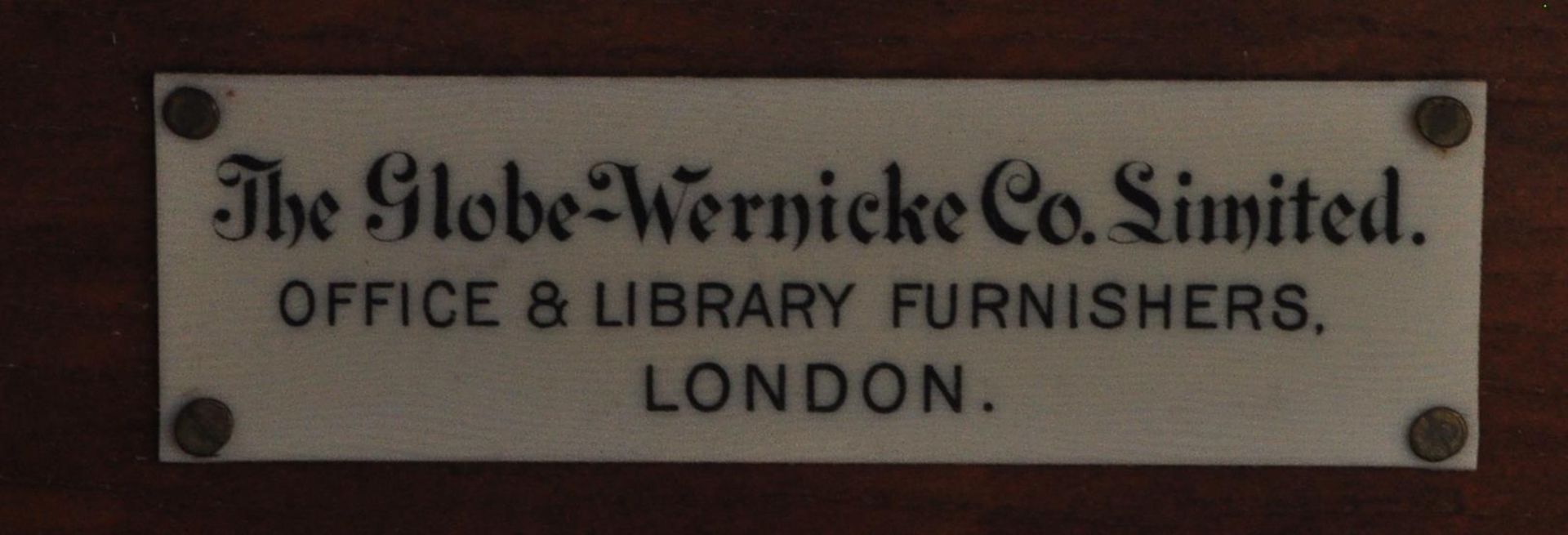 GLOBE WERNICKE - EARLY 20TH CENTURY LAWYERS BOOKCASE - Image 5 of 8