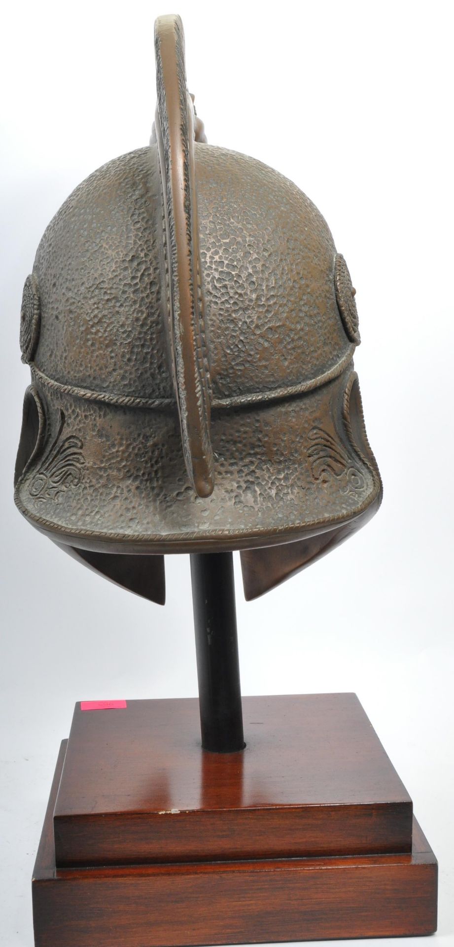 LARGE 20TH CENTURY RESIN SPARTAN REPRO HELMET - Image 3 of 6