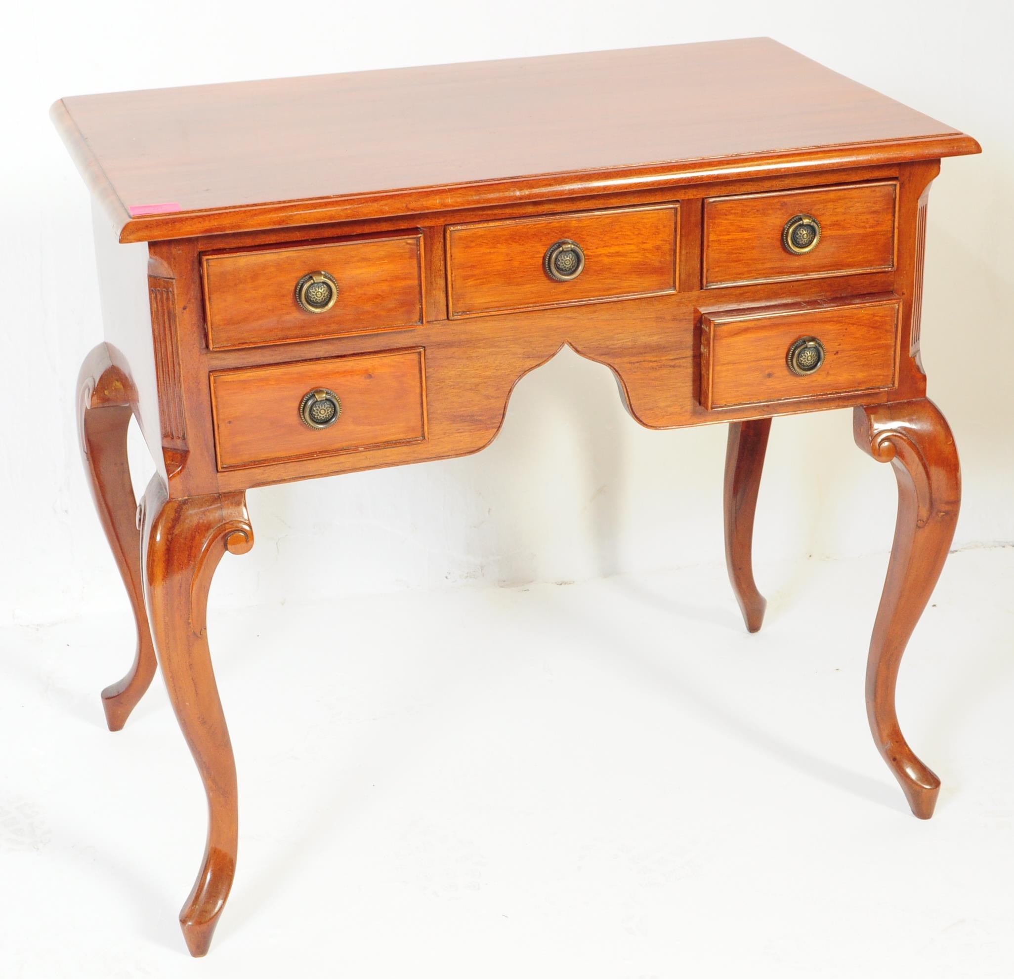 20TH CENTURY REGENCY REVIVAL MAHOGANY LOWBOY - Image 2 of 6