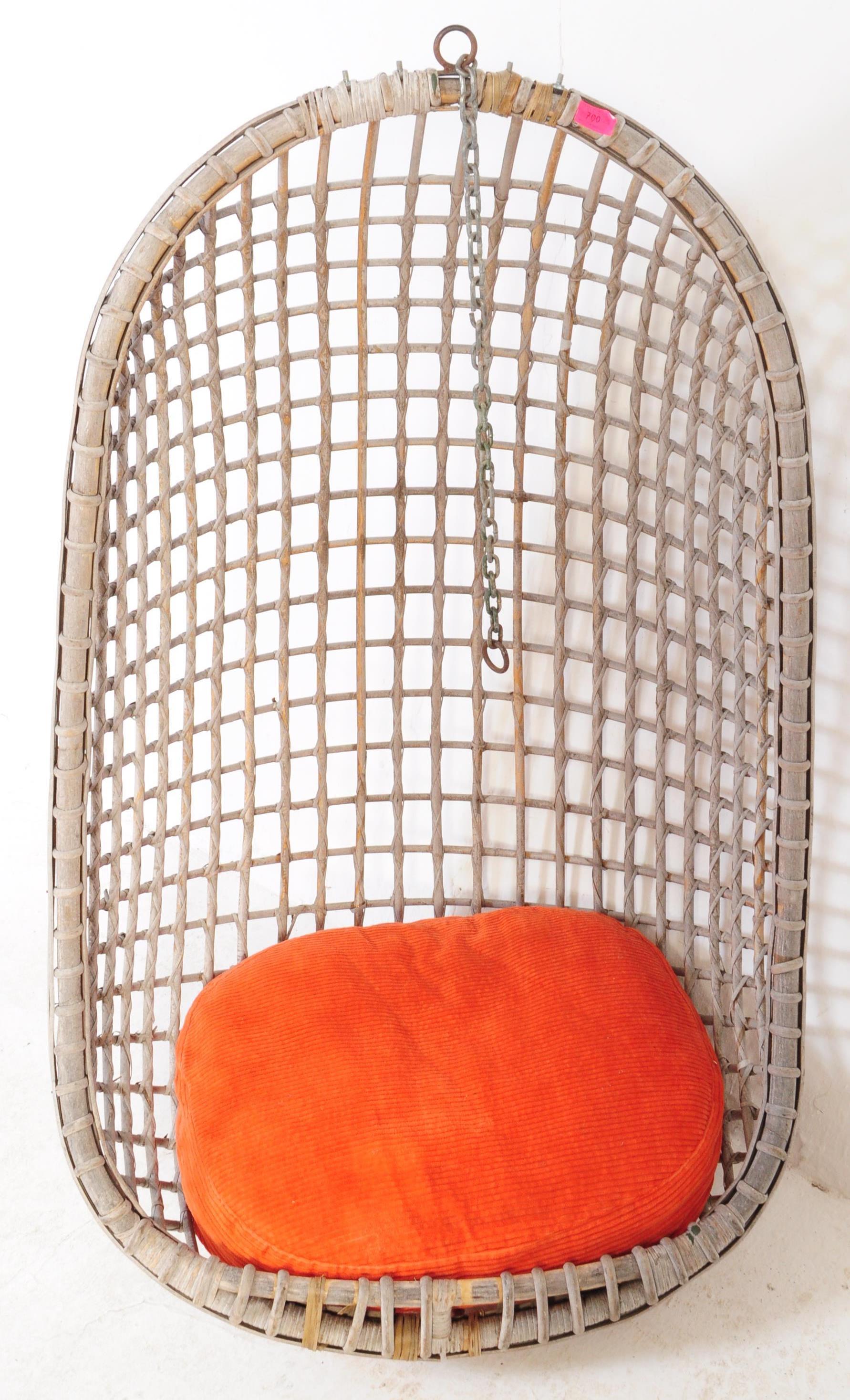 RETRO MID 20TH CENTURY 1960S HANGING EGG CHAIR - Image 3 of 5