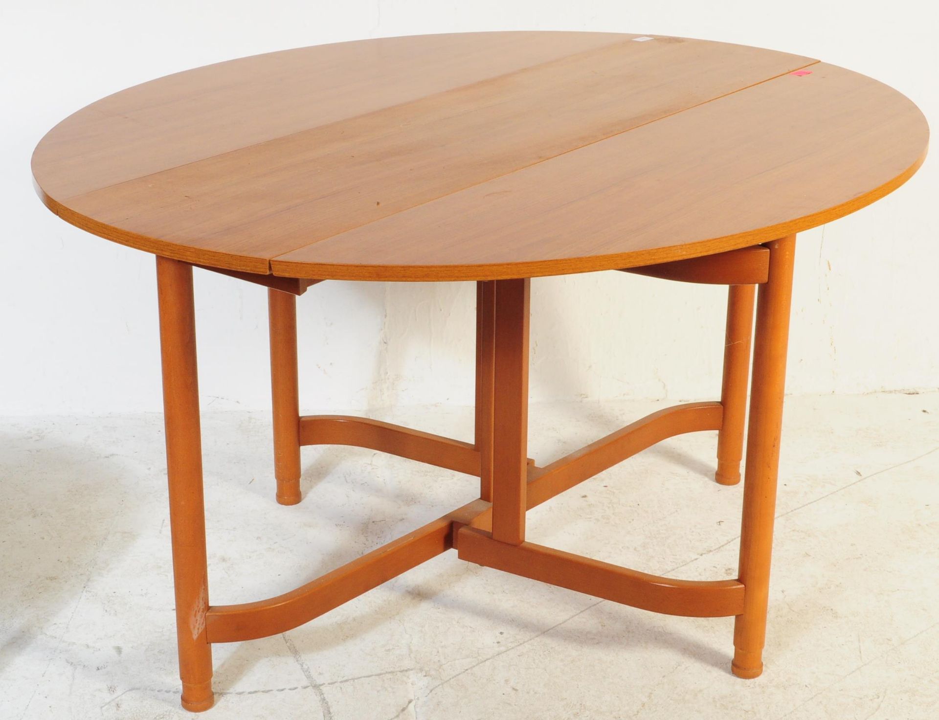 MID CENTURY TEAK DROP LEAF DINING TABLE - Bild 2 aus 5