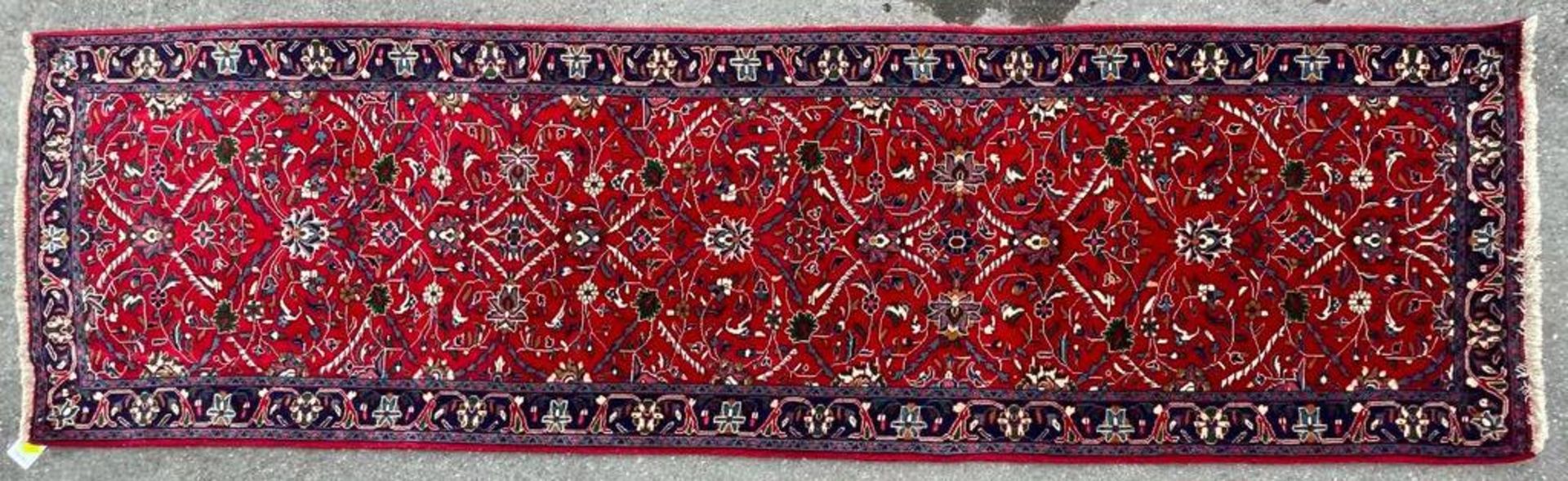 20TH CENTURY NORTH WEST PERSIAN SAROUK RUNNER RUG