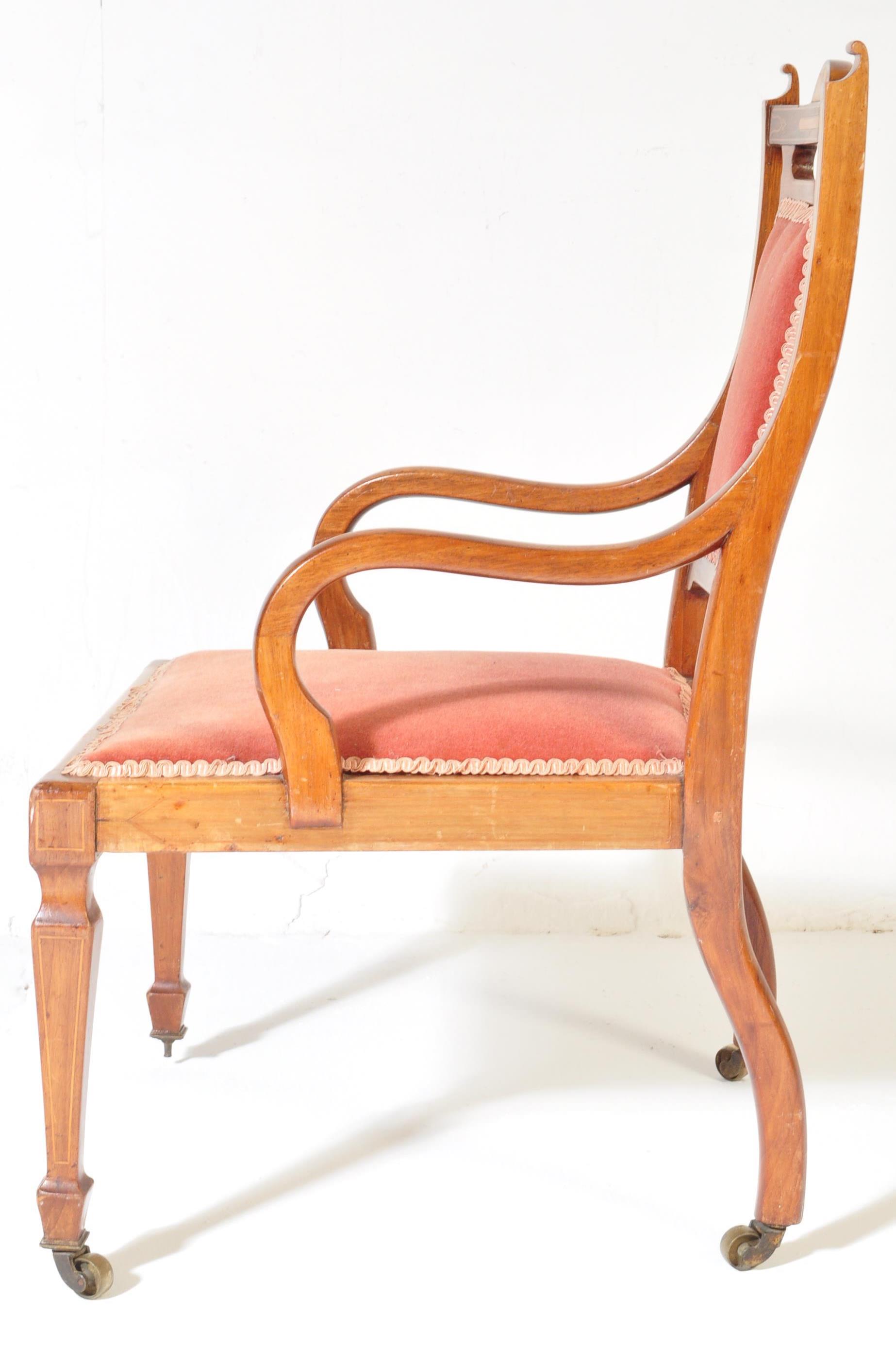 EDWARDIAN MAHOGANY AND MARQUETRY INLAID SALON ARMCHAIR - Image 4 of 5