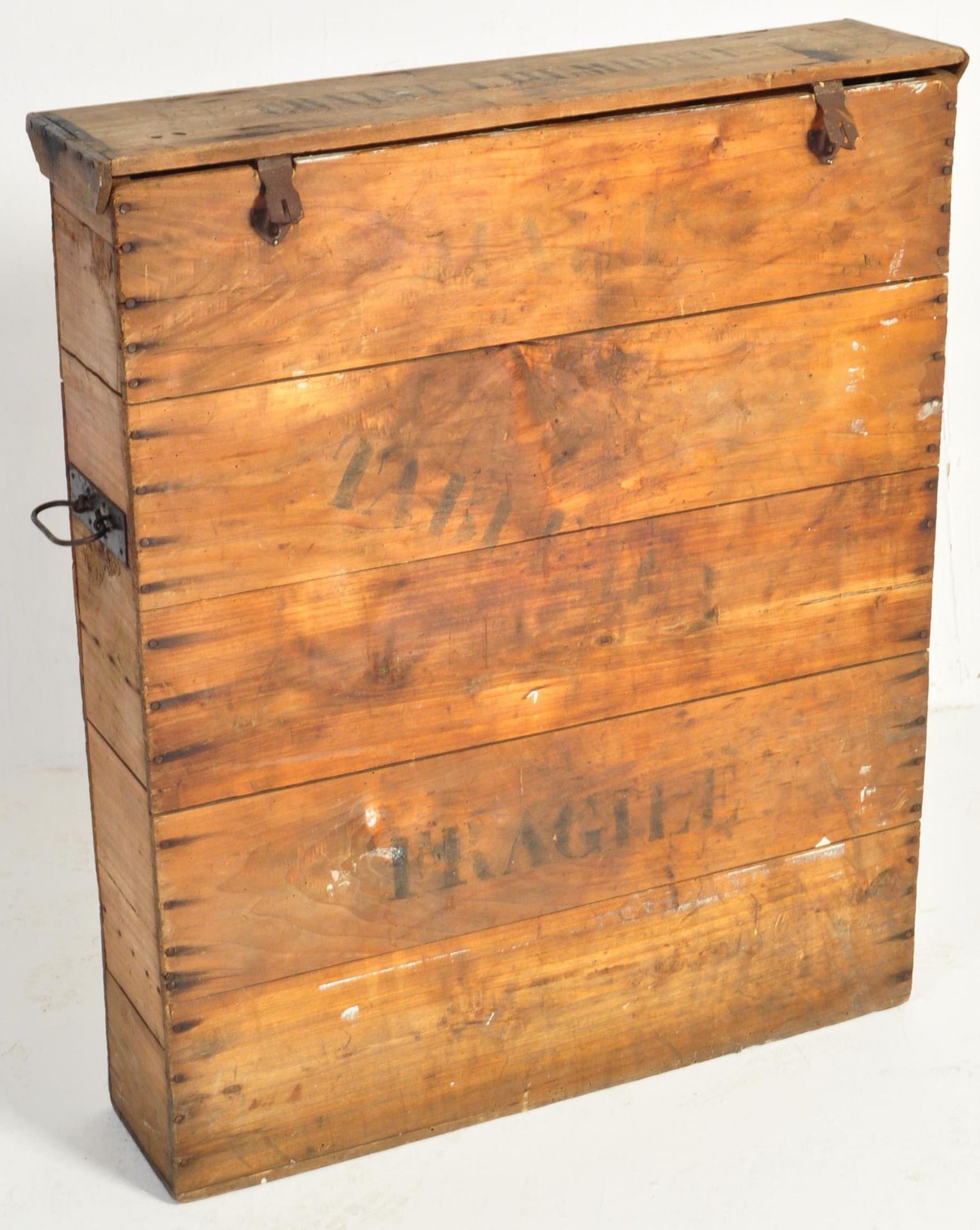 EARLY 20TH CENTURY FRENCH ART SHIPPING WOODEN CRATE - Bild 2 aus 5