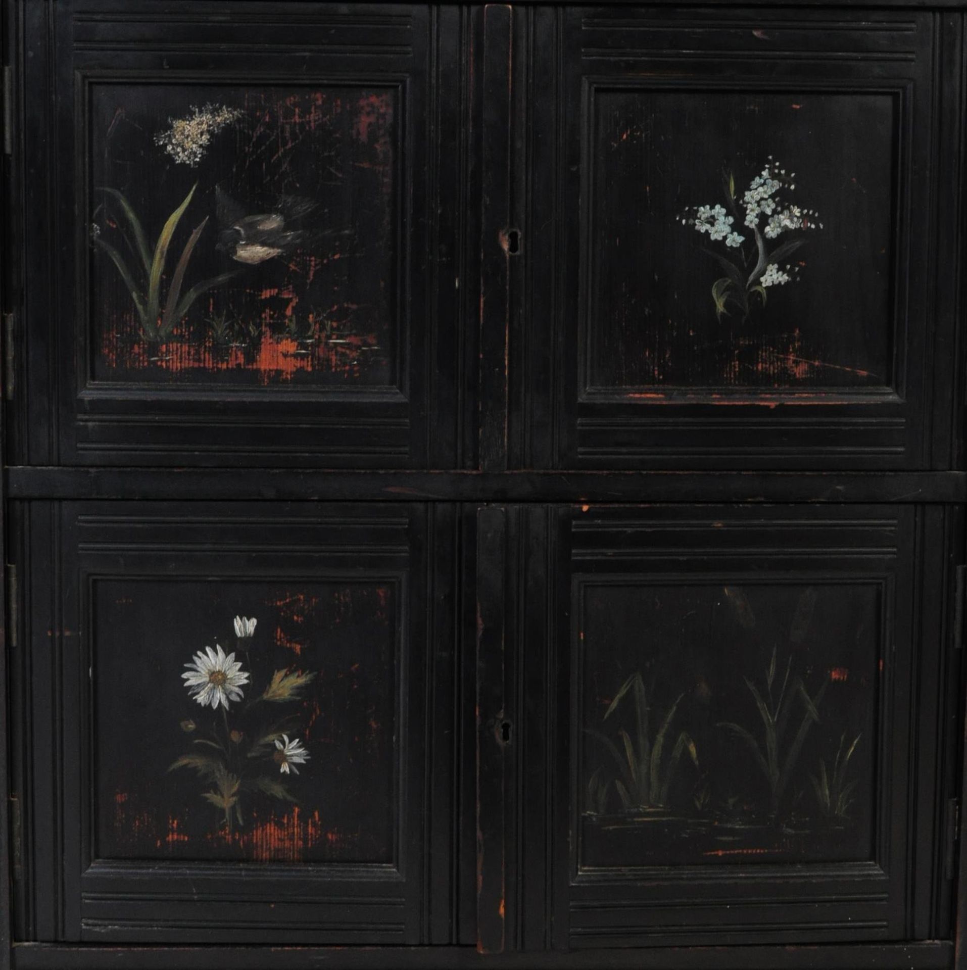 19TH CENTURY VICTORIAN AESTHETIC MOVEMENT BLACK LACQUERED CABINET - Image 5 of 7