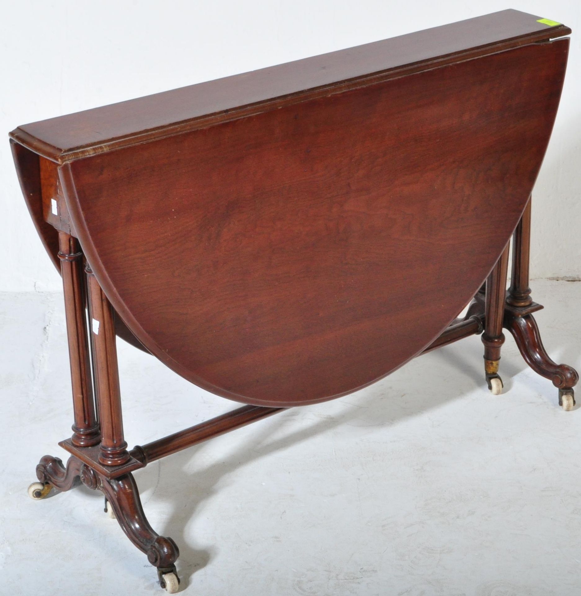 19TH CENTURY MAHOGANY SUTHERLAND TABLE