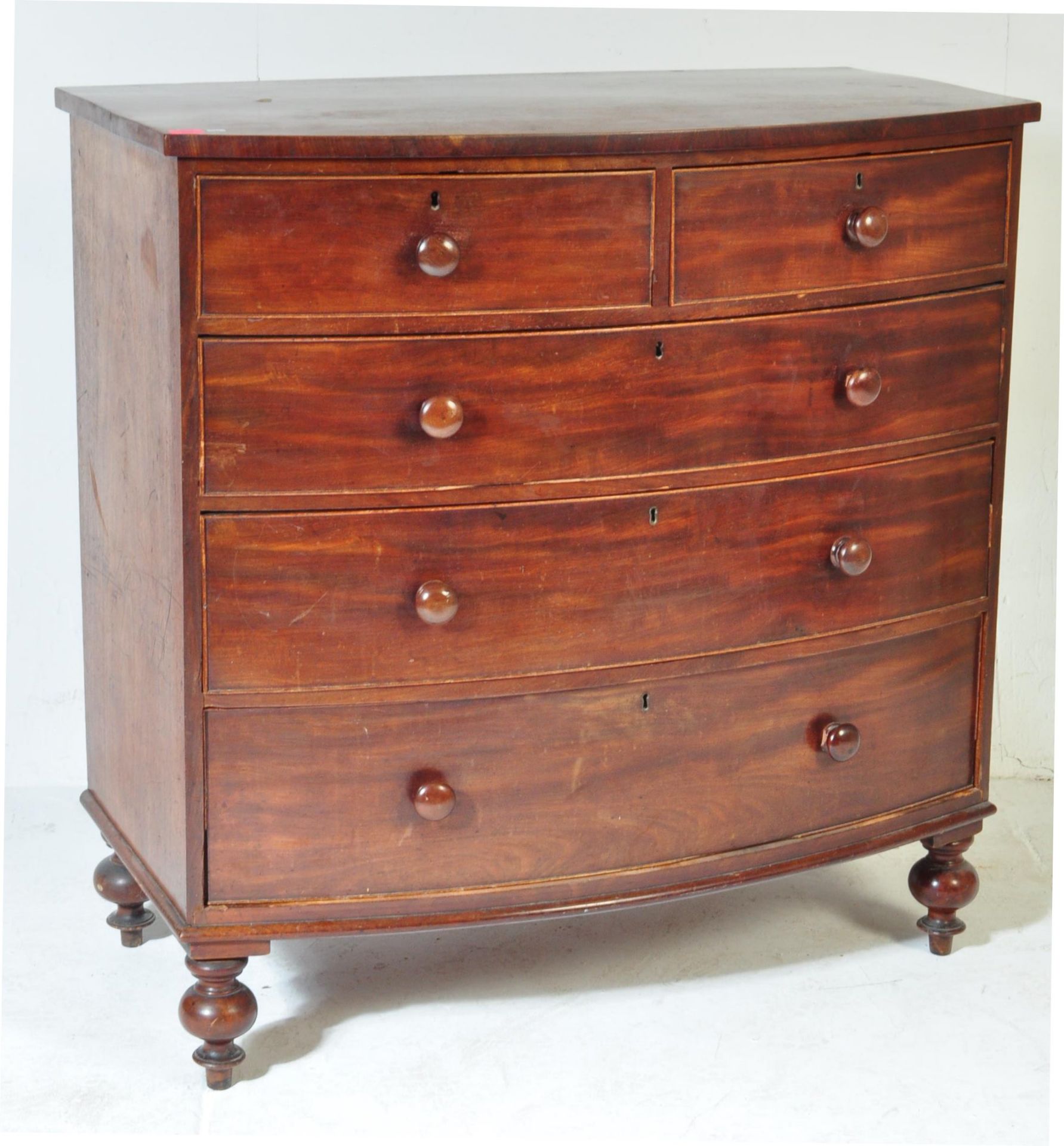 VICTORIAN 19TH CENTURY MAHOGANY BOW FRONT CHEST OF DRAWERS - Image 2 of 8